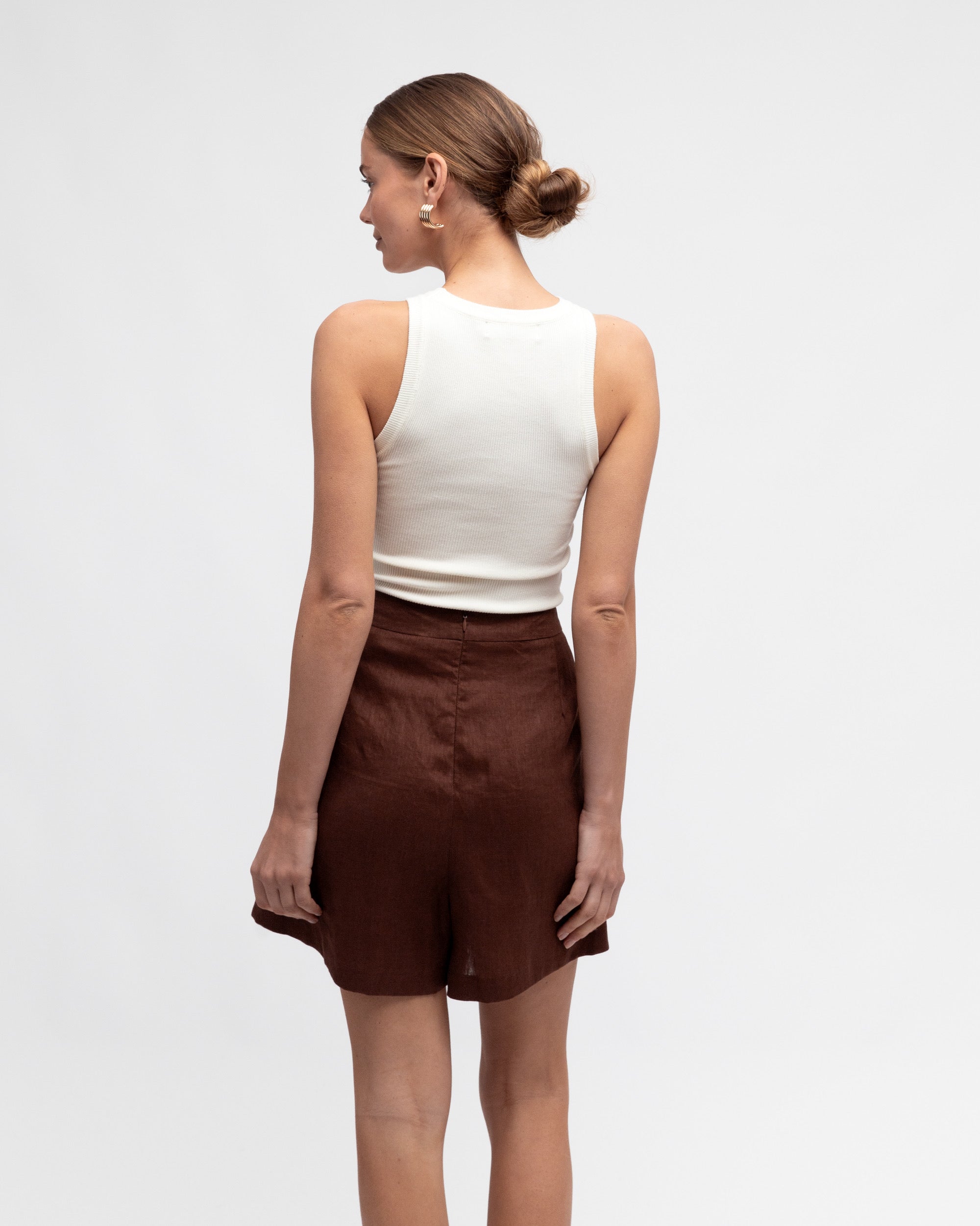 ROLLAND LINEN SHORTS - Chocolate