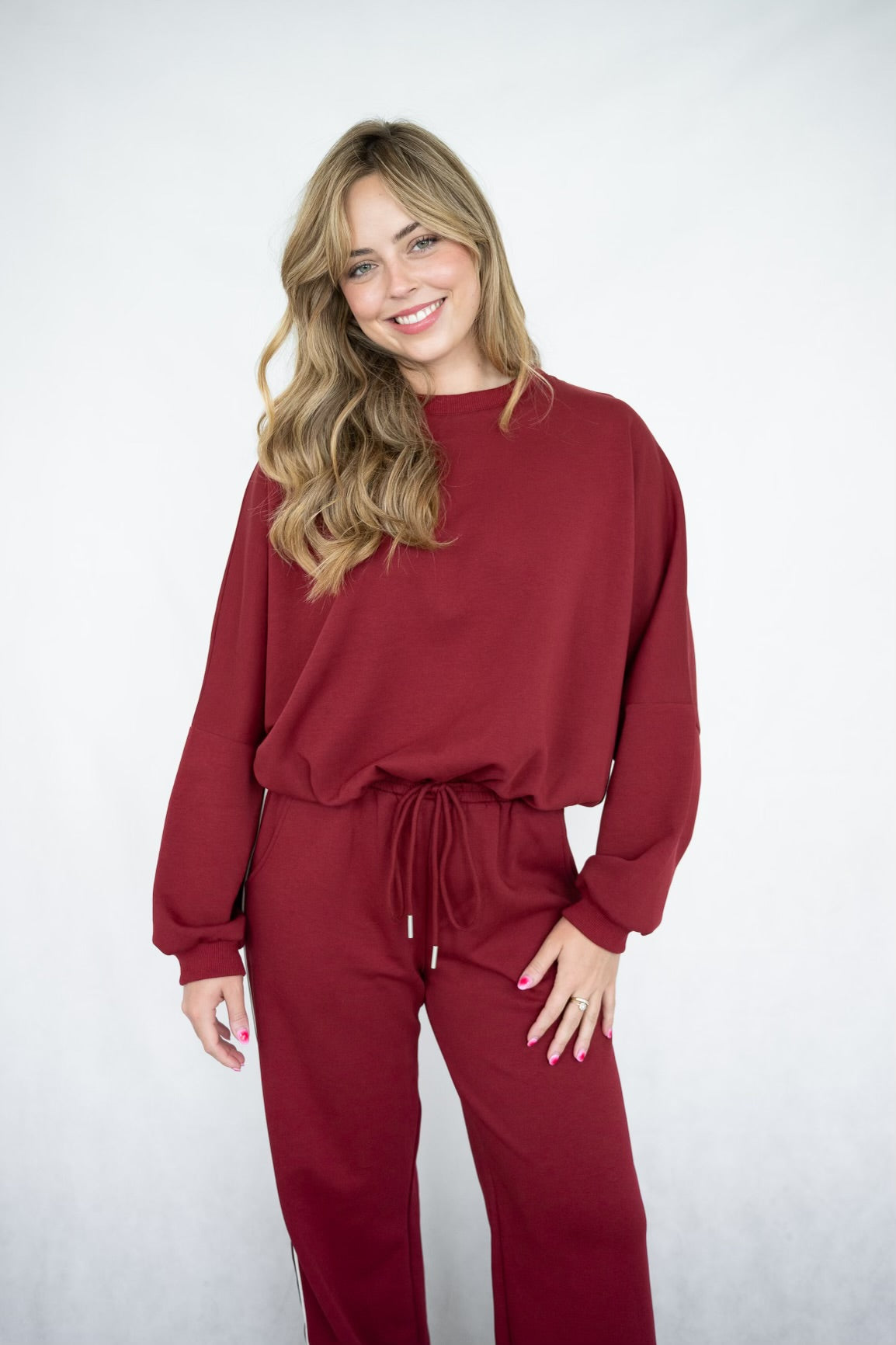 NOVAH CREW SWEATER - Cranberry