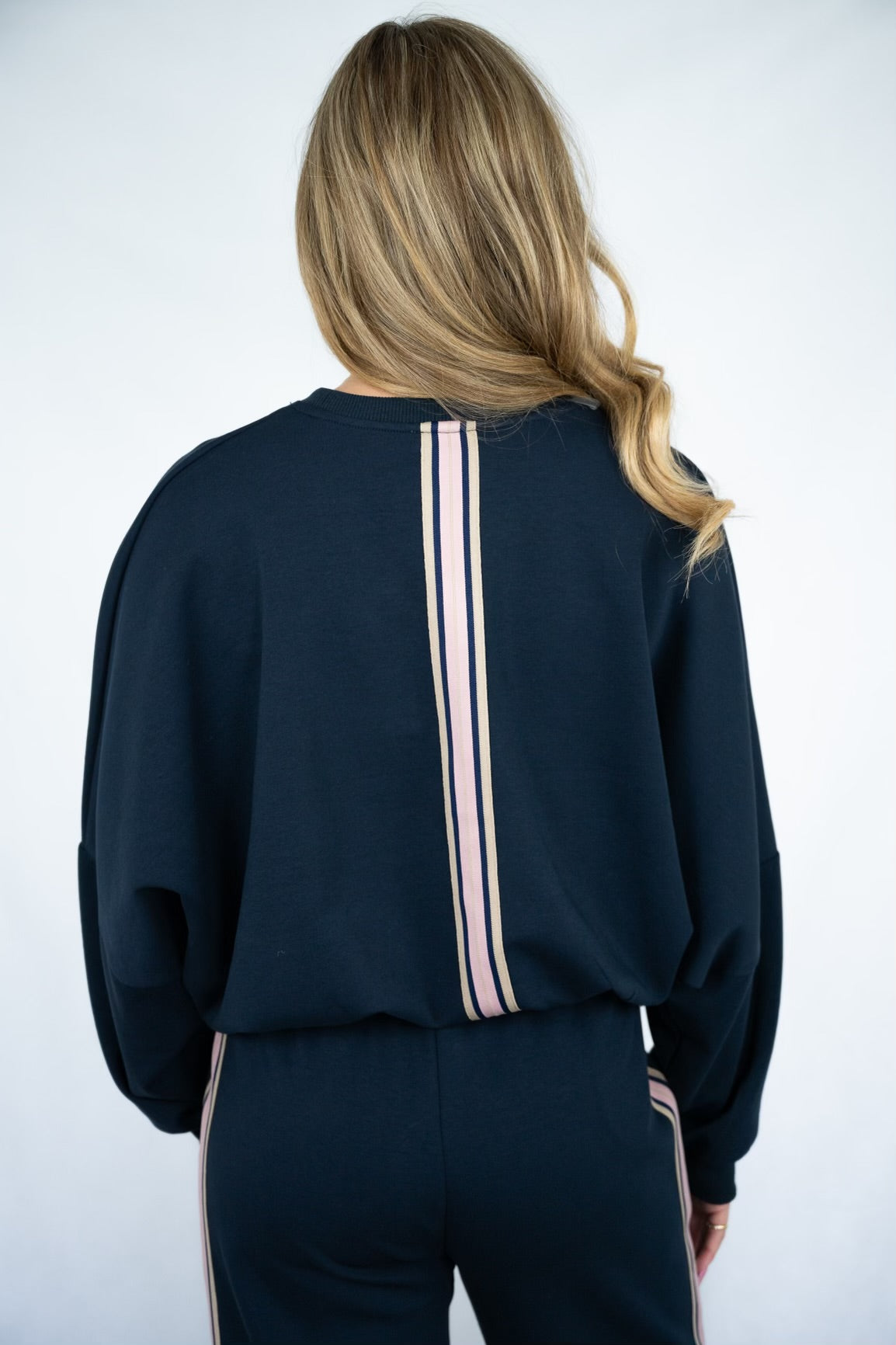 NOVAH CREW SWEATER - Navy