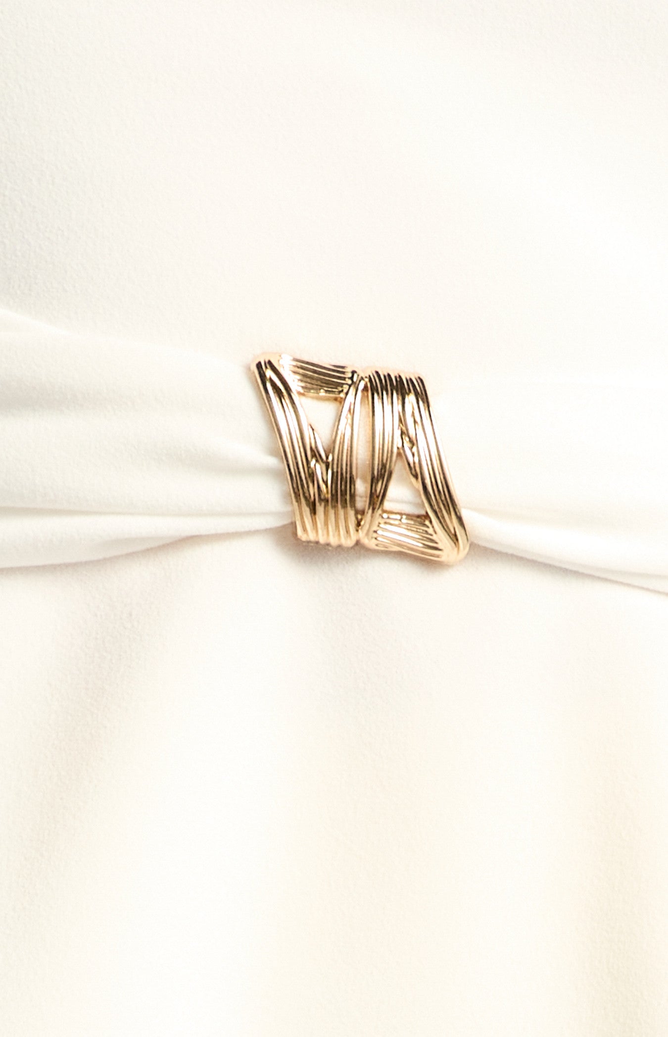 VIVIAN STRAPLESS TOP - White