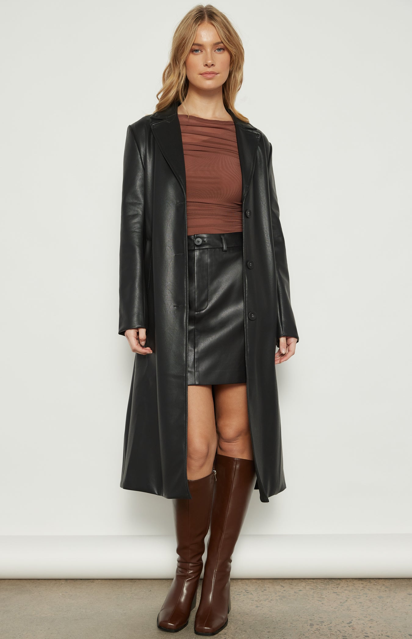 ANIRA FAUX LEATHER COAT - Black