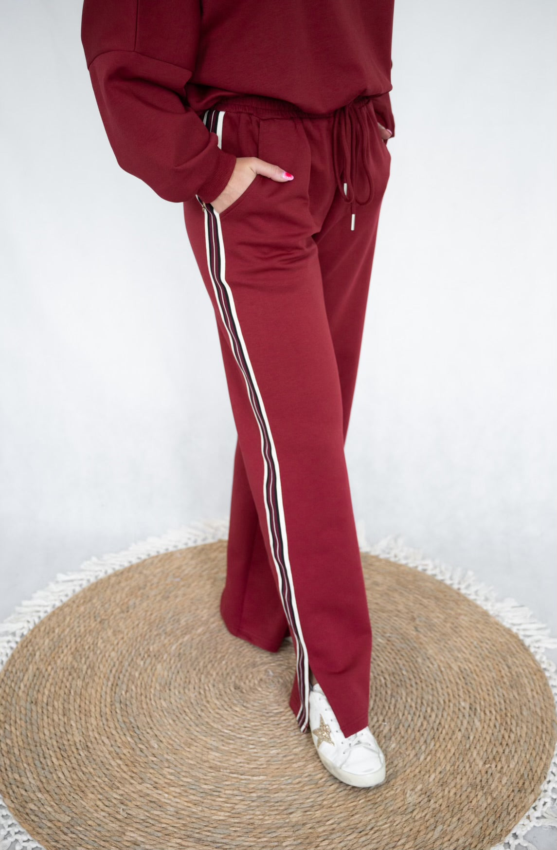 NOVAH ELEVATED TRACK PANT - Cranberry