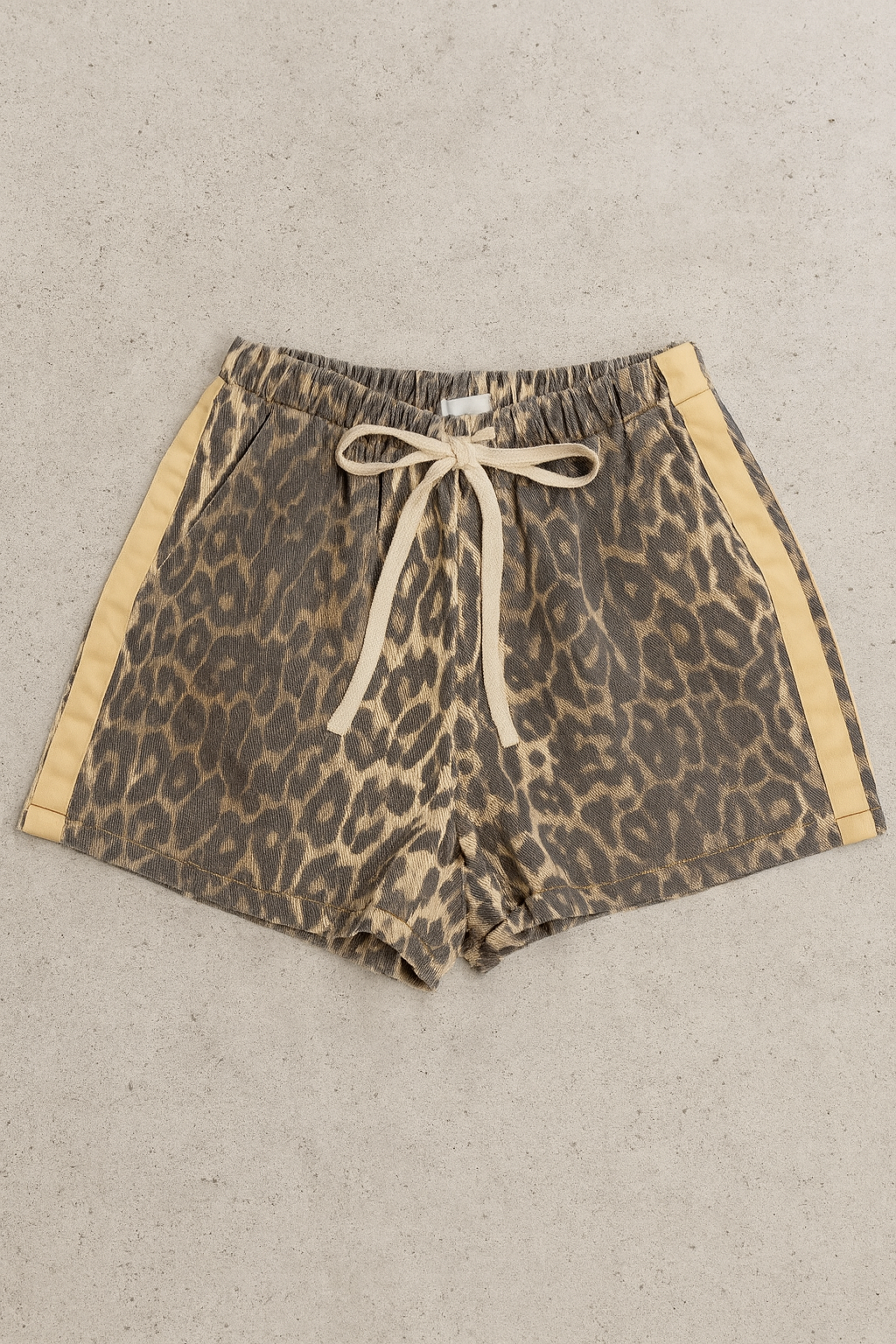 MAXI RACER LEOPARD SHORTS - By Frankie