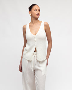SAVANNA BOUCLE KNIT VEST - White