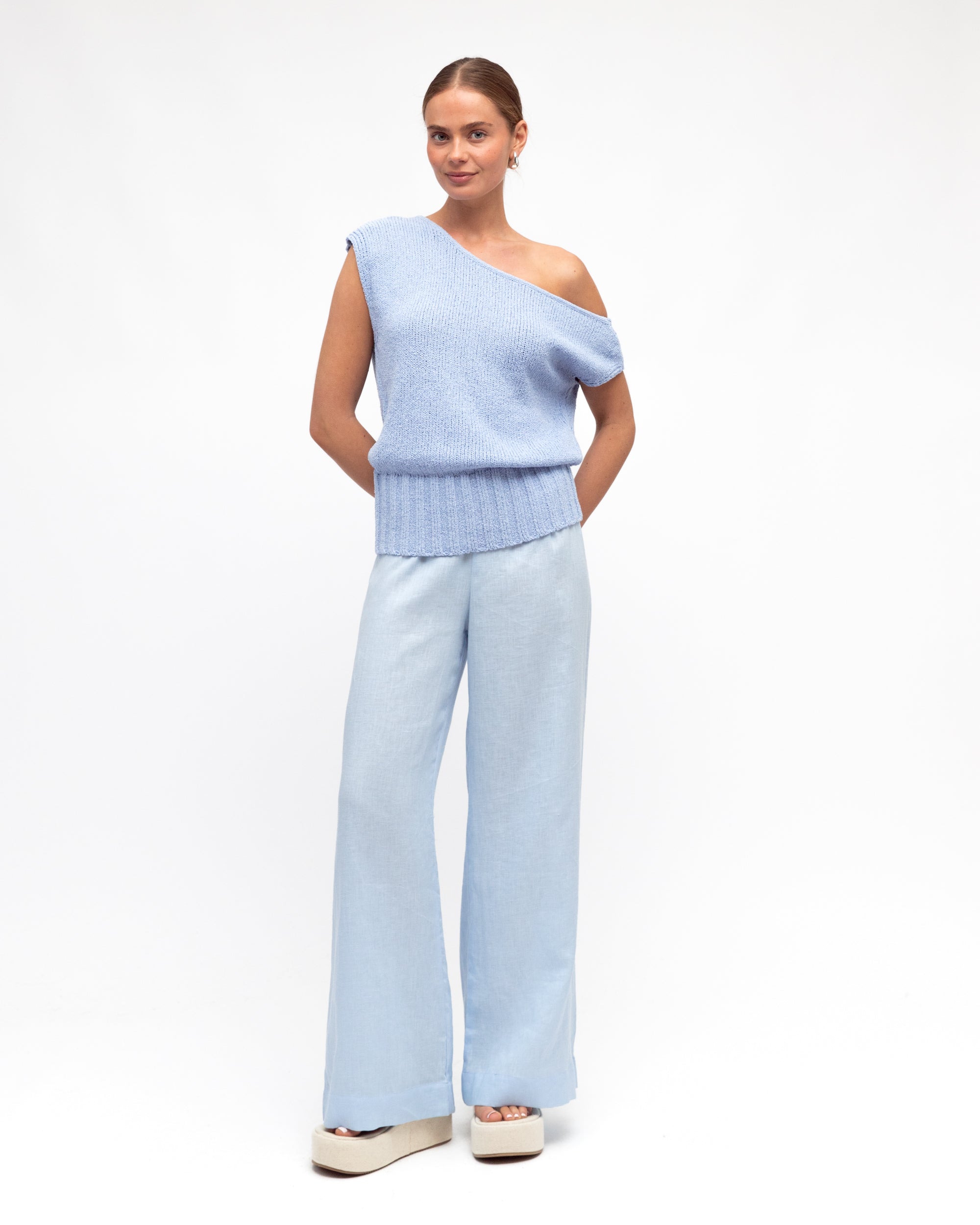 ARCHICO LINEN PANTS - Baby Blue