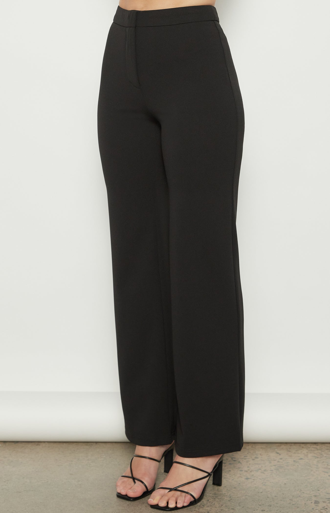 KARAH STRAIGHT LEG PANTS - Black
