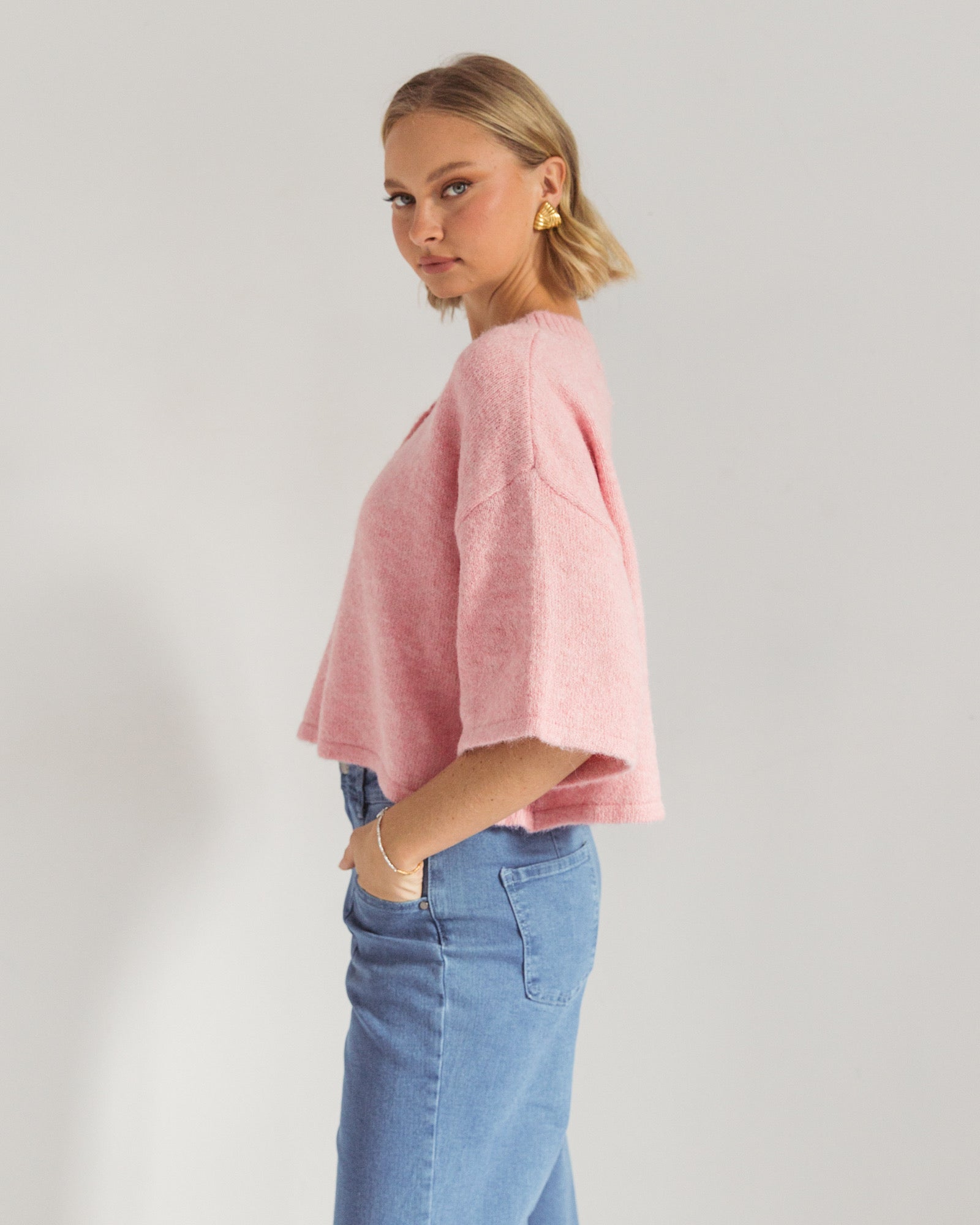 VONNIE CROPPED KNIT CARDIGAN - Pink