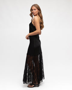 LENORA LACE MAXI DRESS - Black
