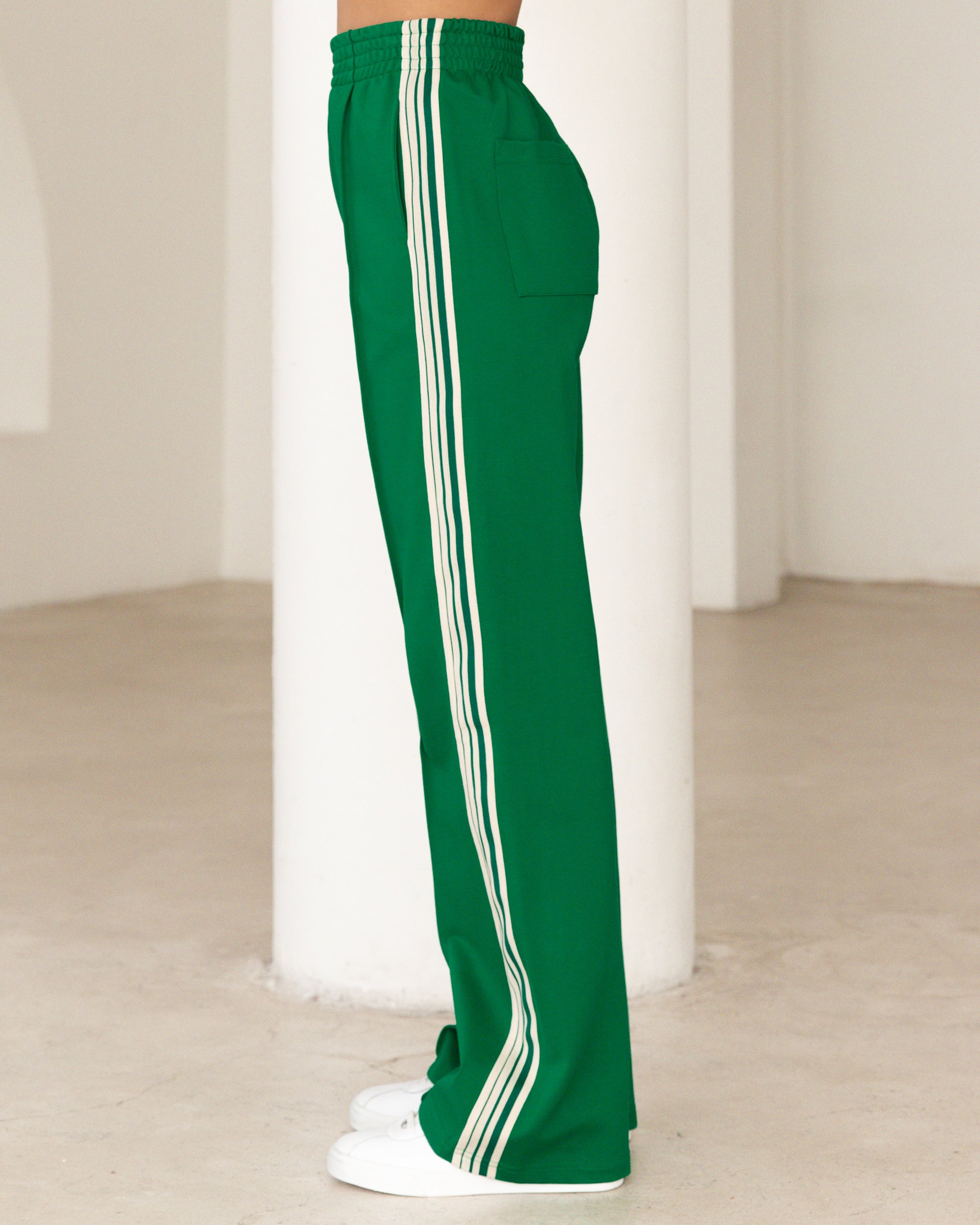 LUCI ELEVATED TRACK PANTS - Green