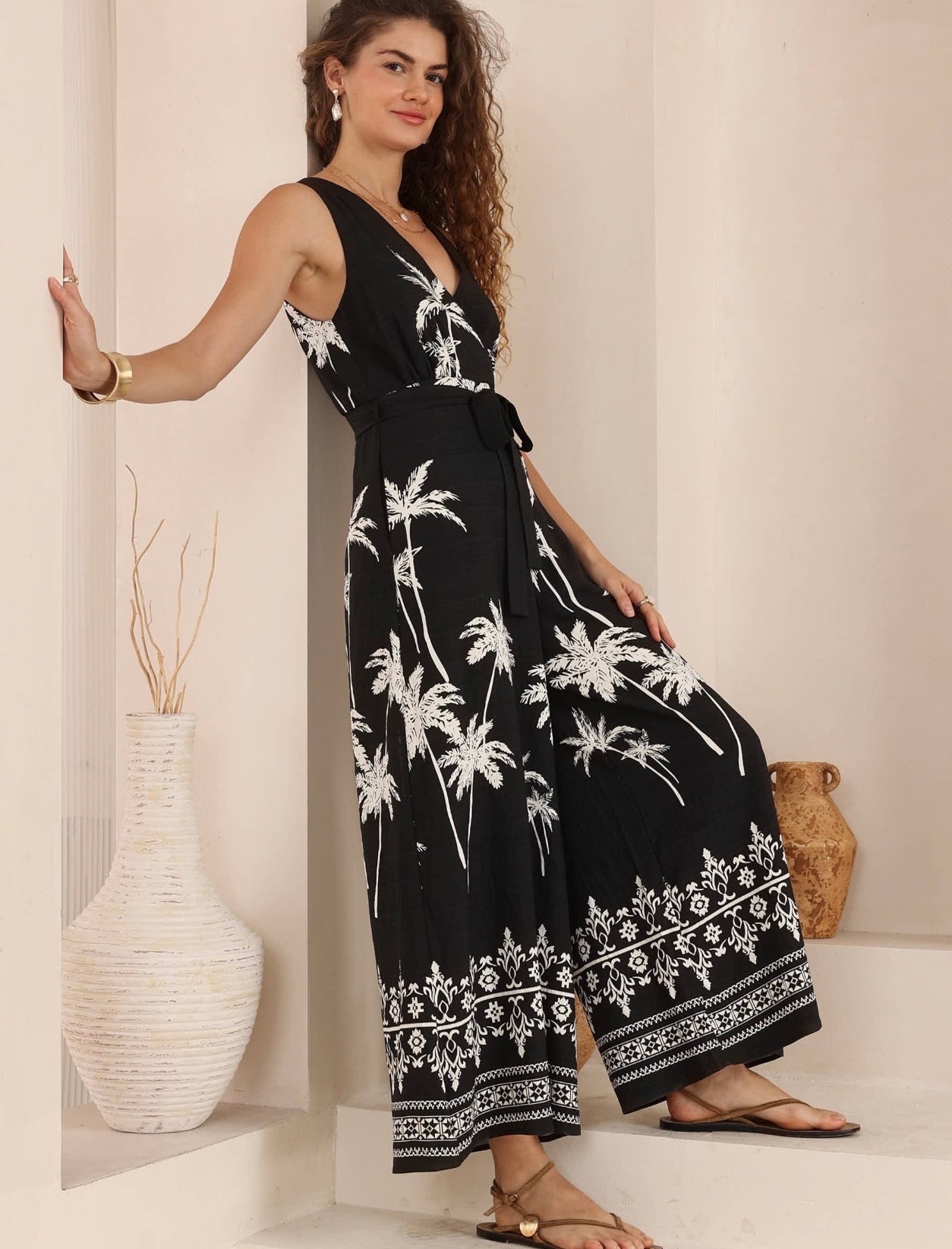 INDIRA JUMPSUIT - Black Palms