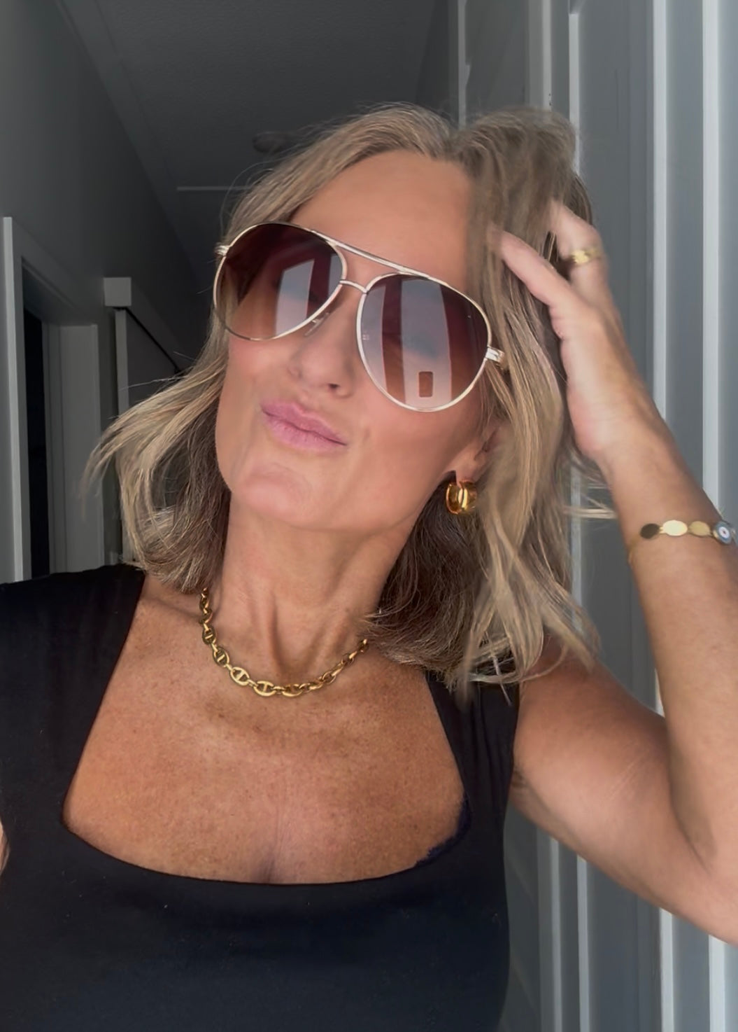 ADRIENNE AVIATOR SUNGLASSES - Gold