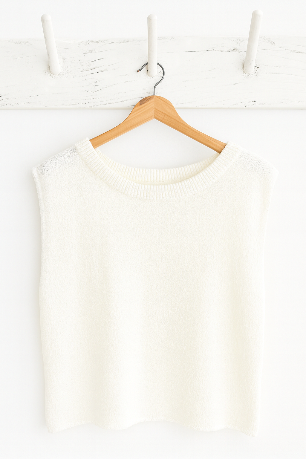 TYLER KNIT ASYM TOP - White
