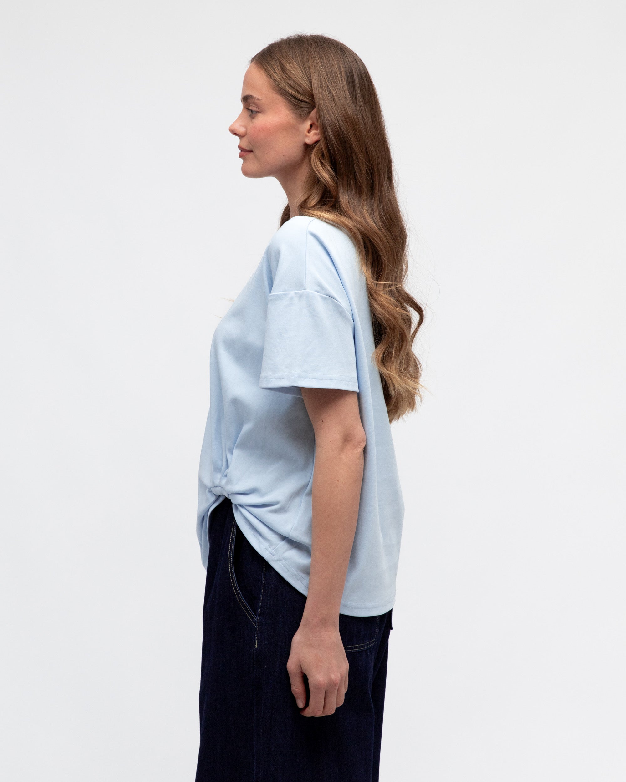 EASY TUCK TEE - Sky Blue