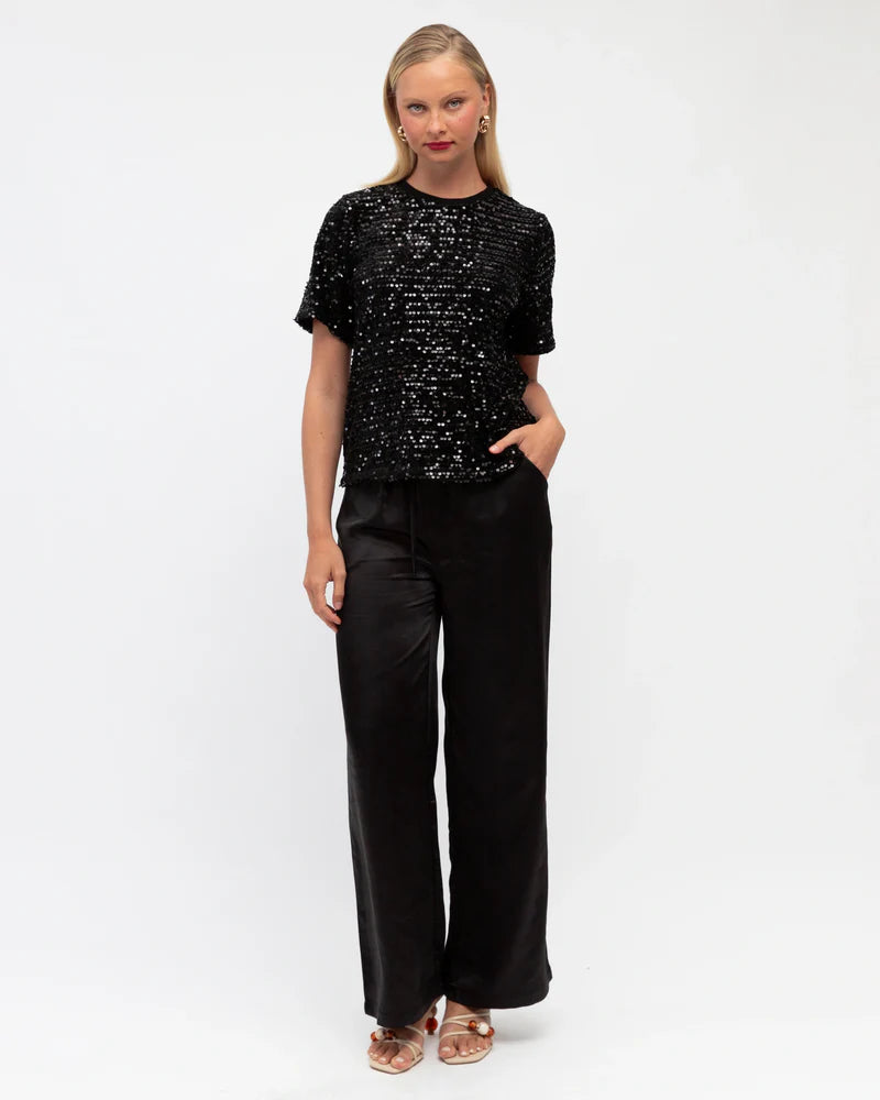 CHASKA SEQUIN TOP - Black
