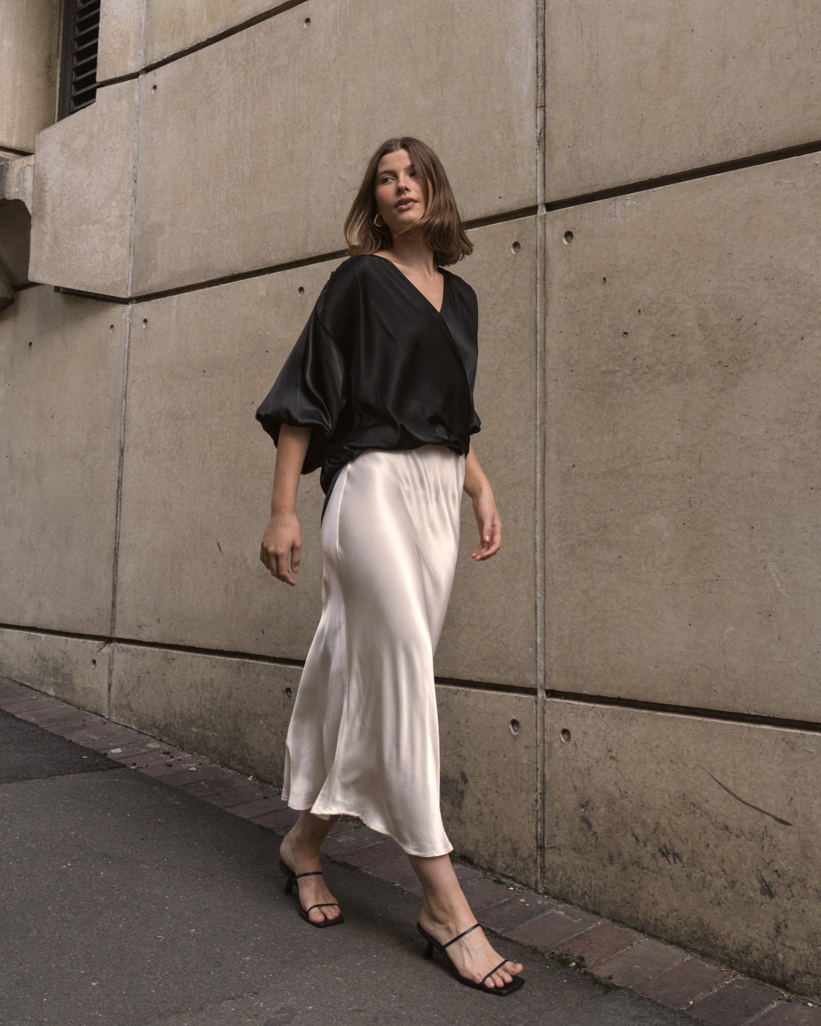 RUBY SATIN TOP - Black