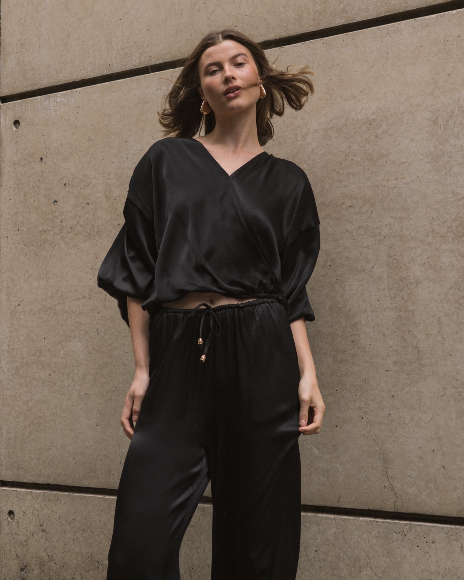 RUBY SATIN TOP - Black