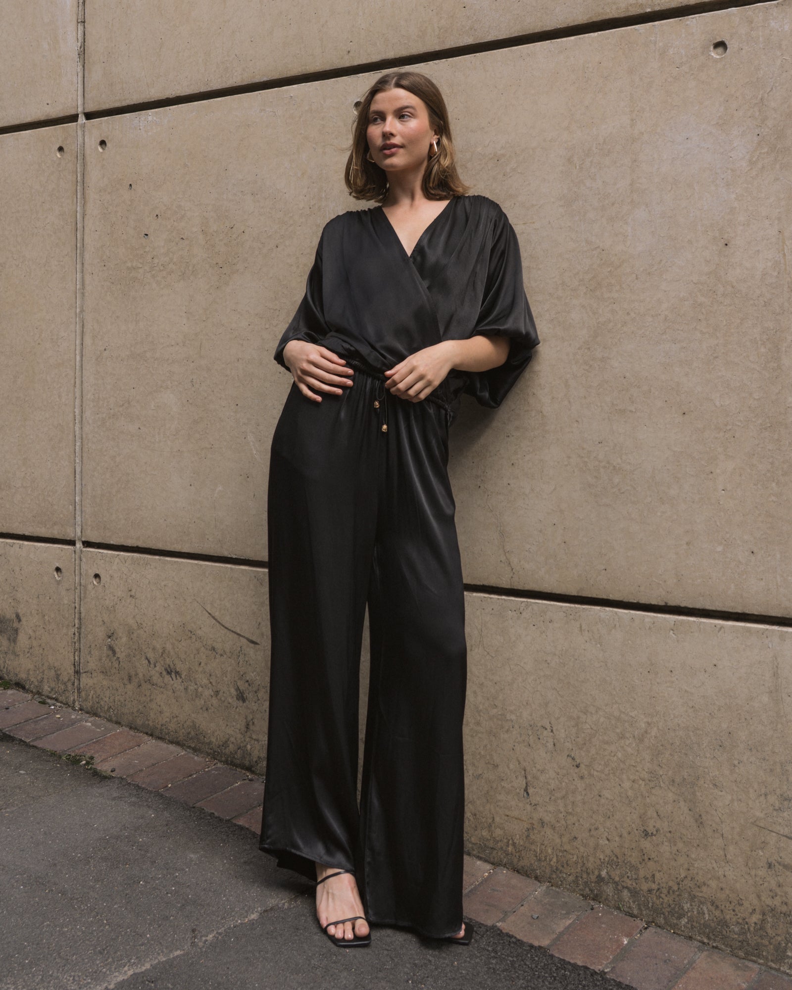 RUBY SATIN TOP - Black