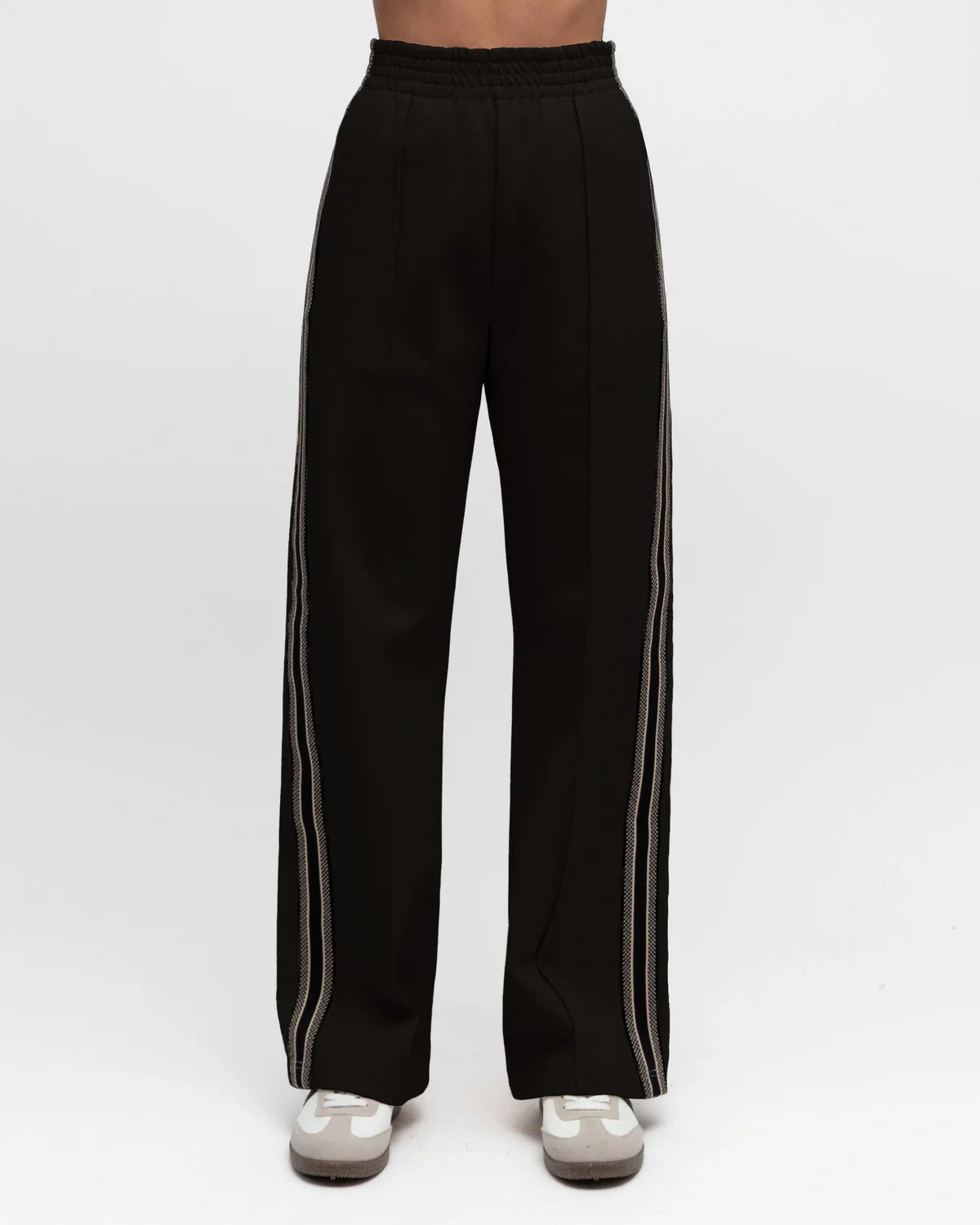 LUCI ELEVATED TRACK PANTS - Black
