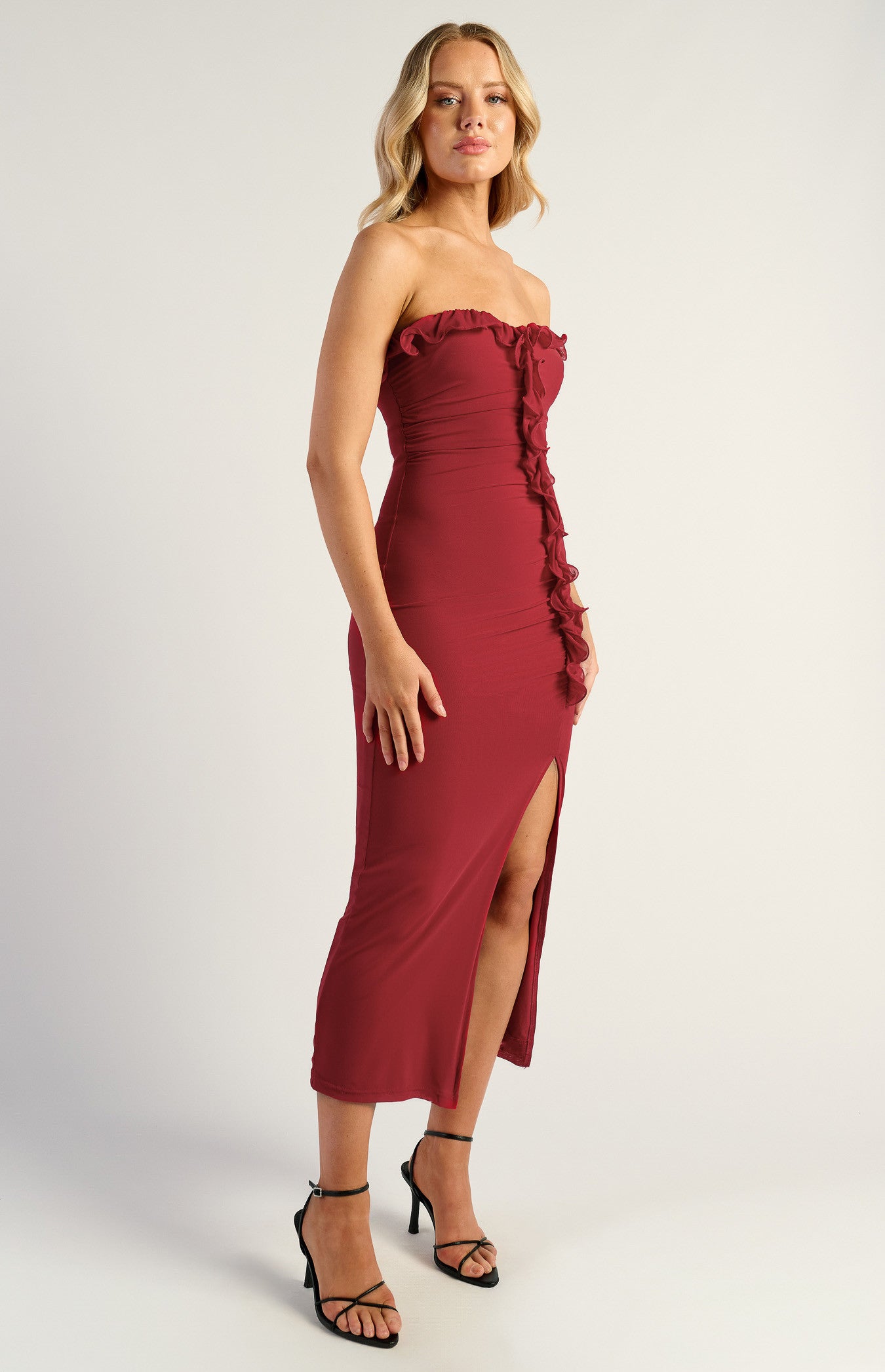 RIVIERA RUFFLE DRESS - Scarlett red