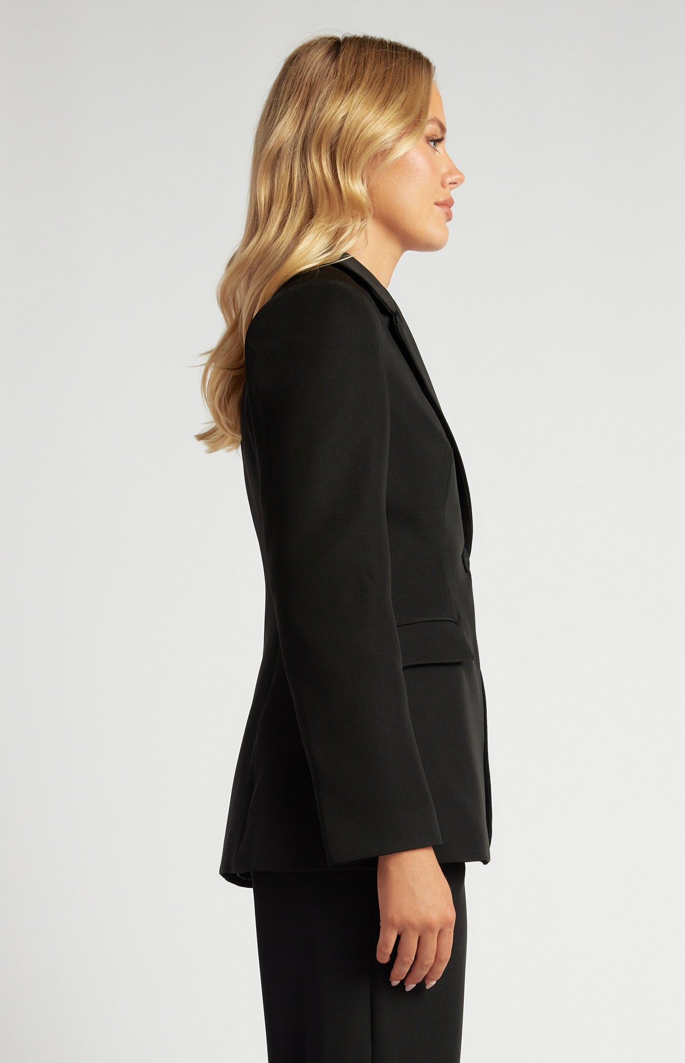 WHITNEY BLAZER - Black