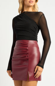 KY FAUX LEATHER MINI SKIRT - Merlot