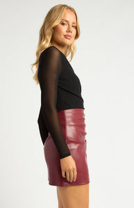 KY FAUX LEATHER MINI SKIRT - Merlot