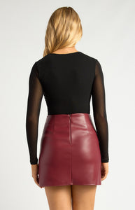 KY FAUX LEATHER MINI SKIRT - Merlot